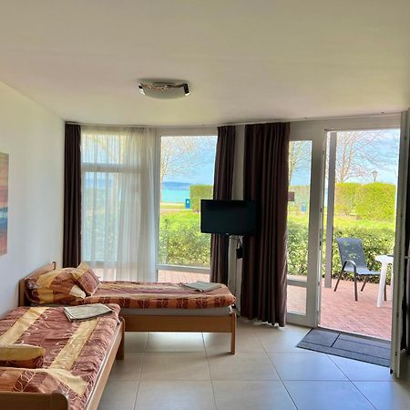 Waterfront Apartmanok 扎马迪 外观 照片