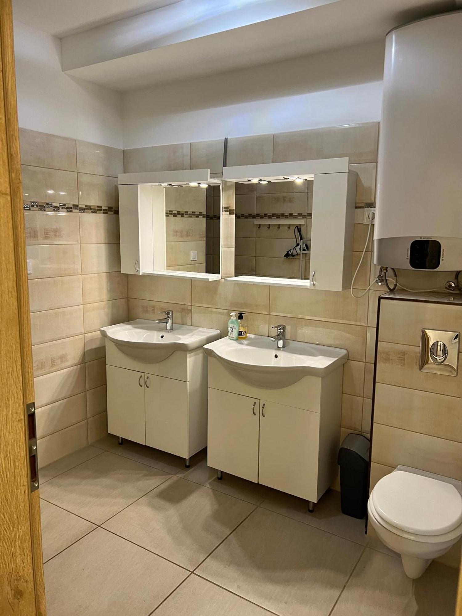 Waterfront Apartmanok 扎马迪 外观 照片