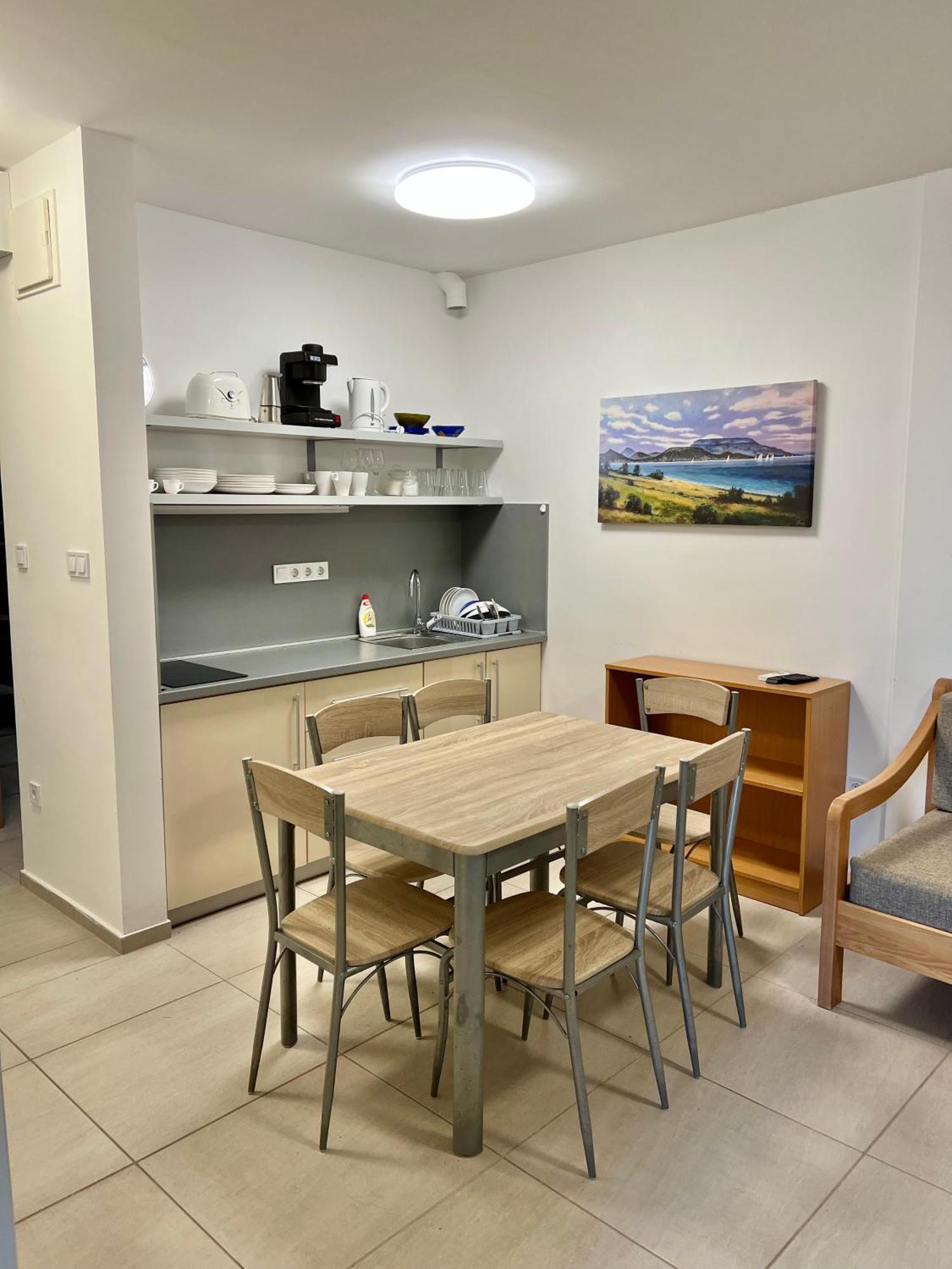 Waterfront Apartmanok 扎马迪 外观 照片