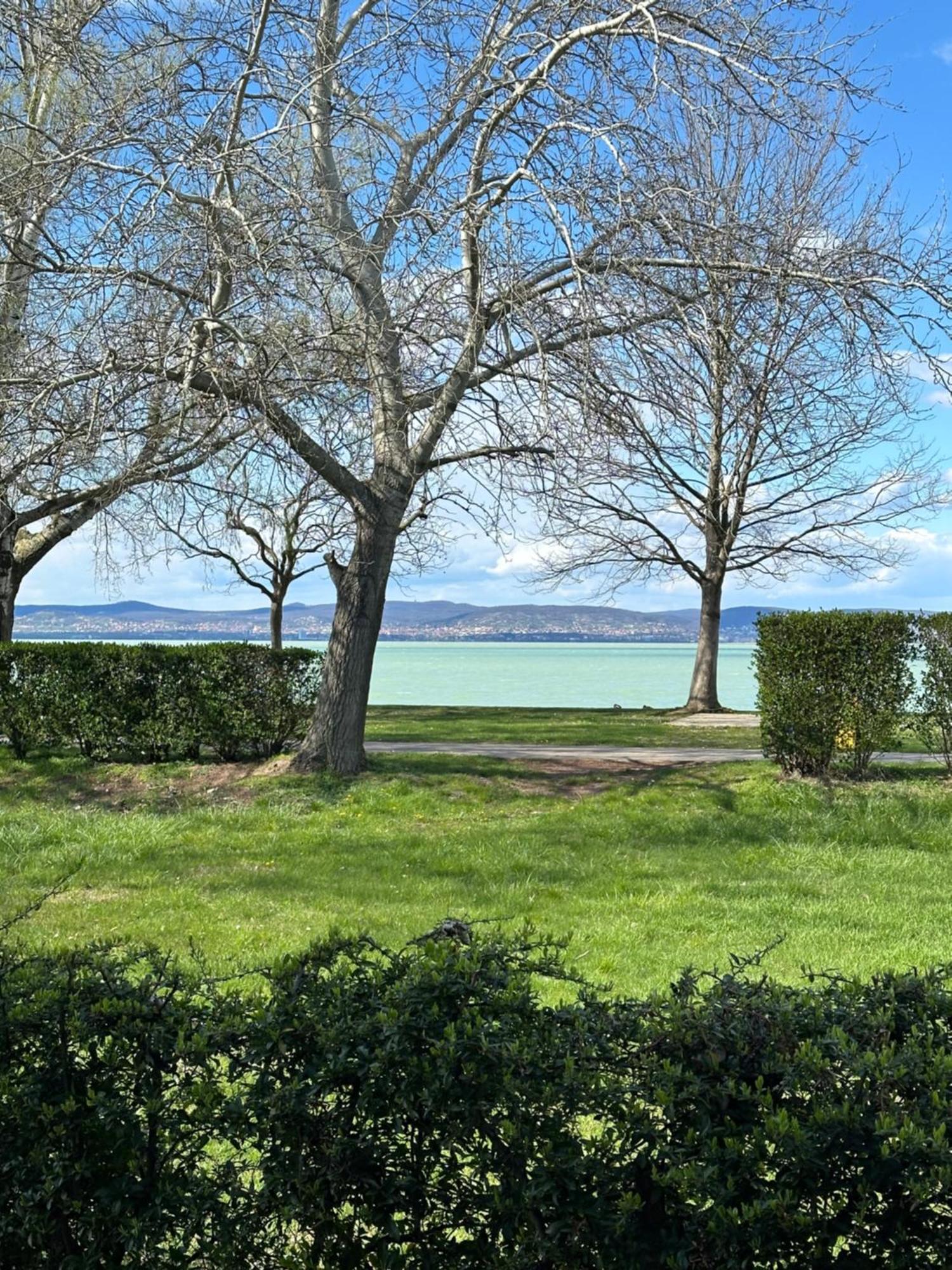 Waterfront Apartmanok 扎马迪 外观 照片