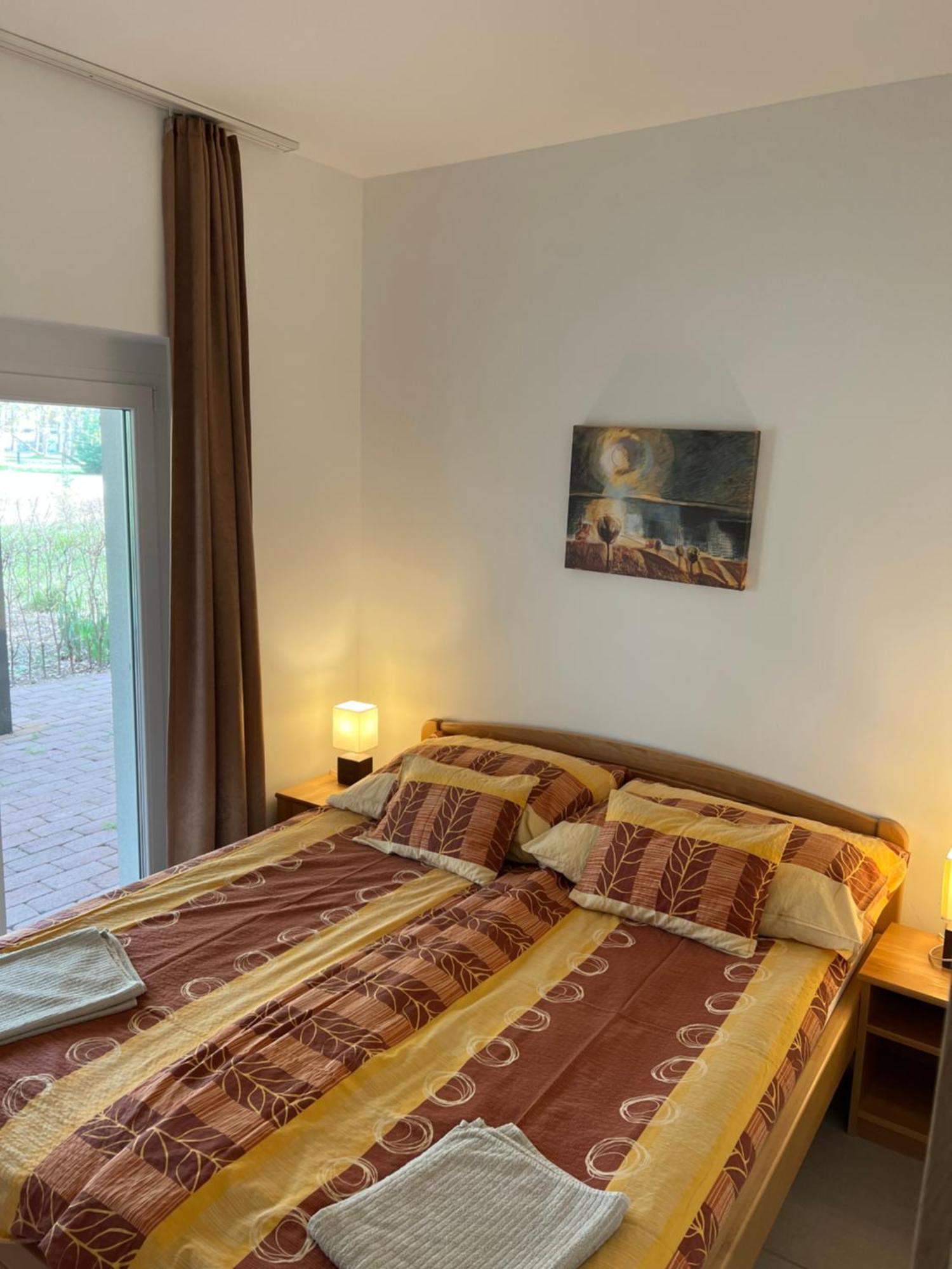 Waterfront Apartmanok 扎马迪 外观 照片